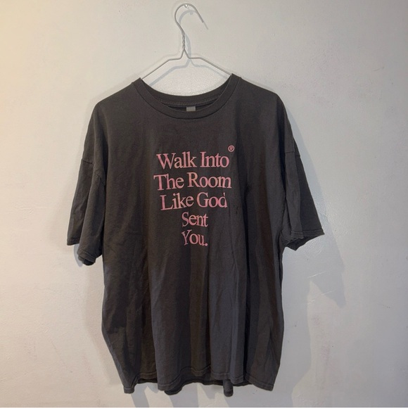 Walk Into The Room Like God Sent Me-2 Xl T-Shirt - Picture 1 of 4